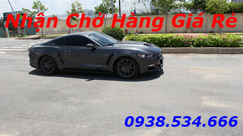 Ford Mustang độ cửa cắt kéo của dân chơi Sài Gòn